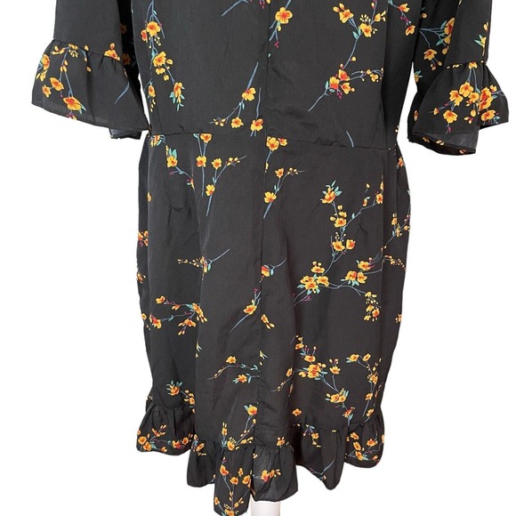Pretty Little Thing US 18 Sheath Dress Black Floral Surplice Vneck Mini - Picture 11 of 11